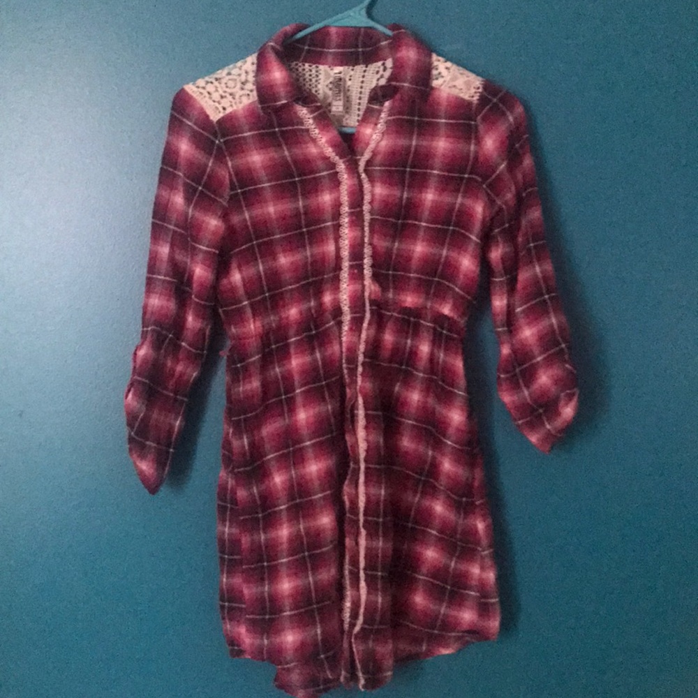Cute plaid laced dress for girls, button up